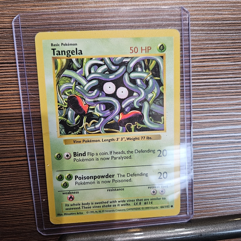 Tangela 66/102 Base Set Pokemon Trading Card